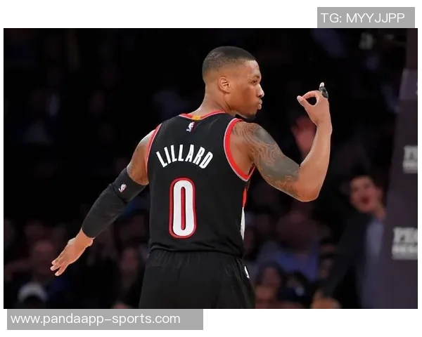 阿夫迪亚期待与利拉德携手共进努力为开拓者争夺总冠军 阿夫迪亚期待与利拉德携手共进努力为开拓者争夺总冠军