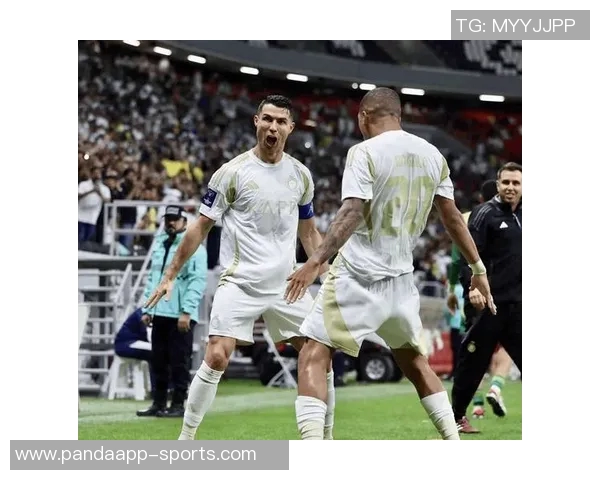 利雅得胜利与赛哈特海湾首发阵容揭晓C罗菲利克斯马内领衔出战 利雅得胜利与赛哈特海湾首发阵容揭晓C罗菲利克斯马内领衔出战