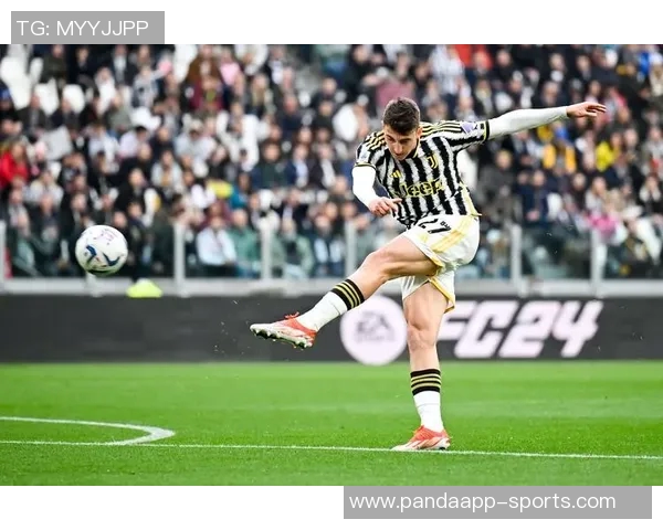 米兰与尤文相遇难分高下双方皆无法撼动那不勒斯争冠地位 米兰与尤文相遇难分高下双方皆无法撼动那不勒斯争冠地位